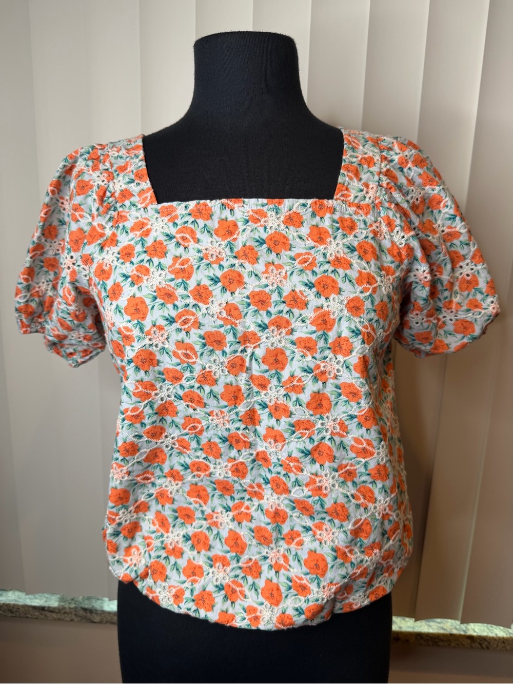 Solitaire puff sleeve top multi floral cottagecore coquette style size Med